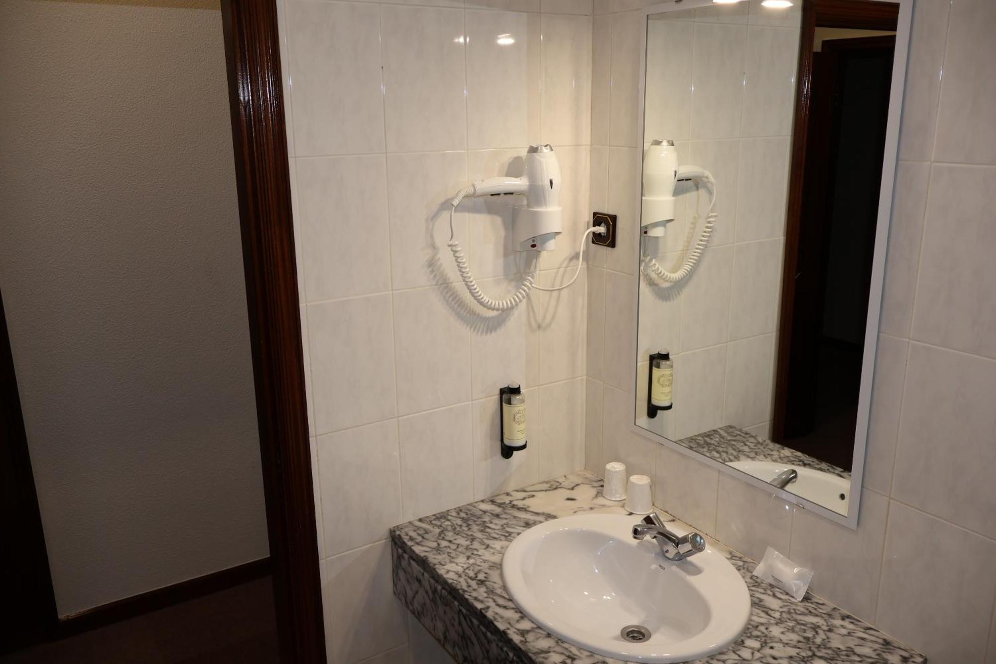 Hotel Santhyago ตรูฟา ภายนอก รูปภาพ