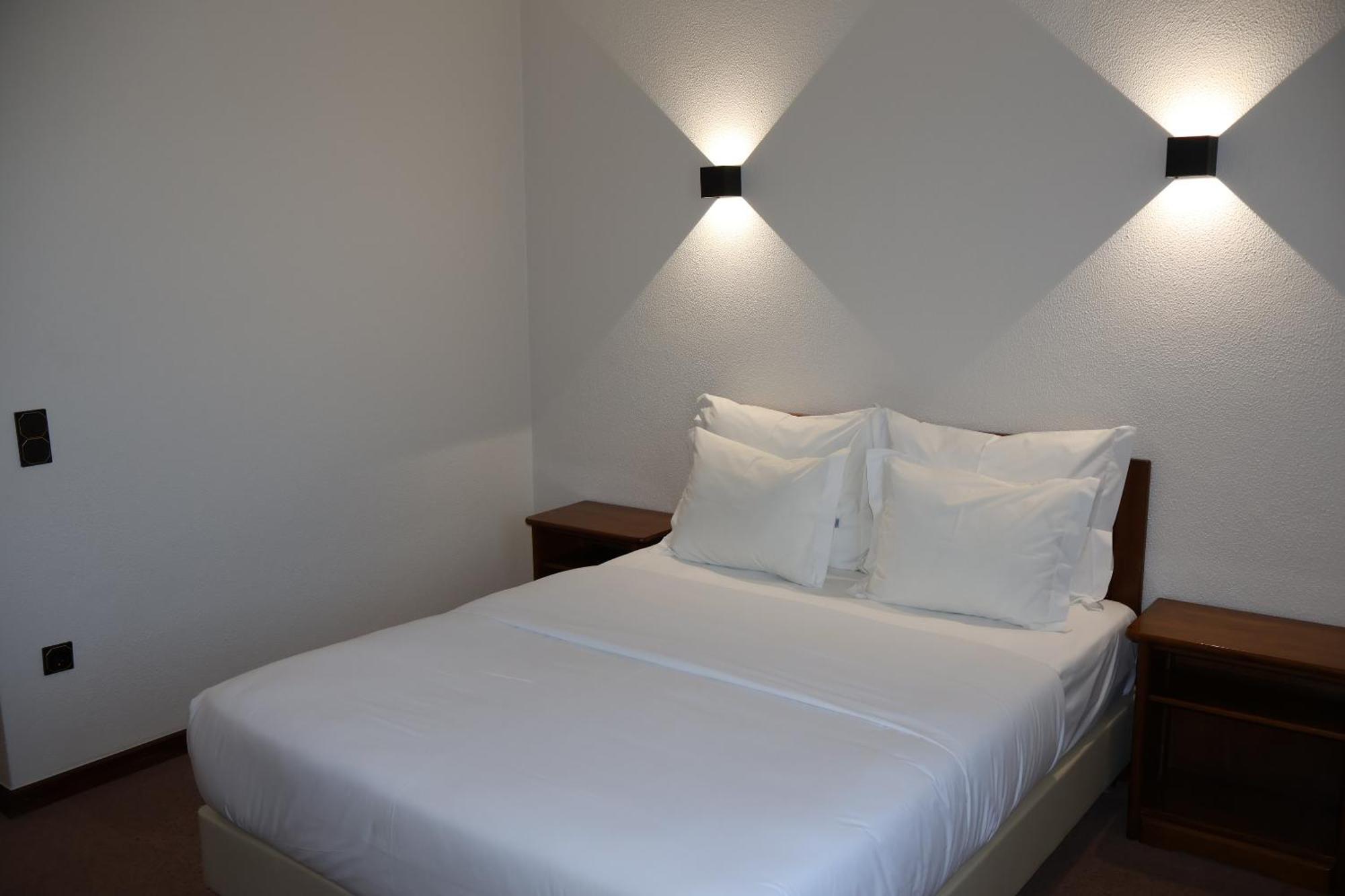 Hotel Santhyago ตรูฟา ภายนอก รูปภาพ